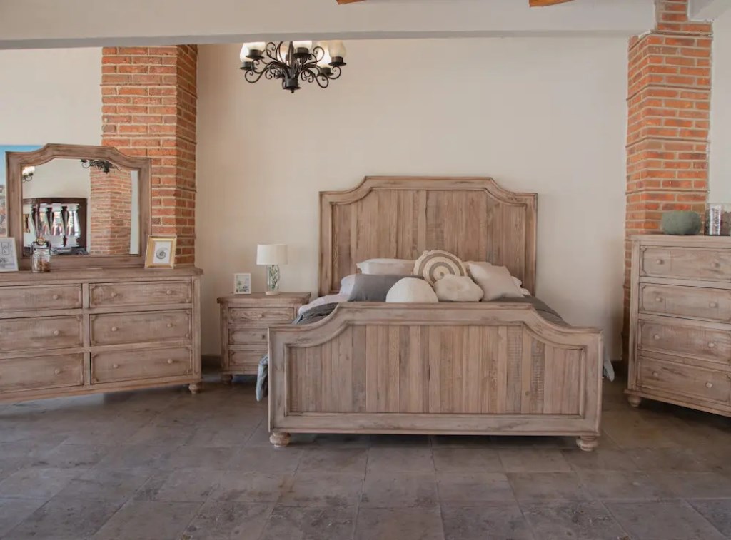 LILLIAN BEDROOM SET