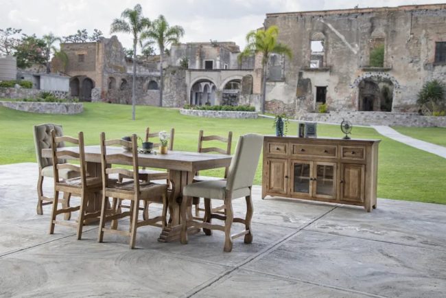 ARANDAS COUNTERHEIGHT DINING SET